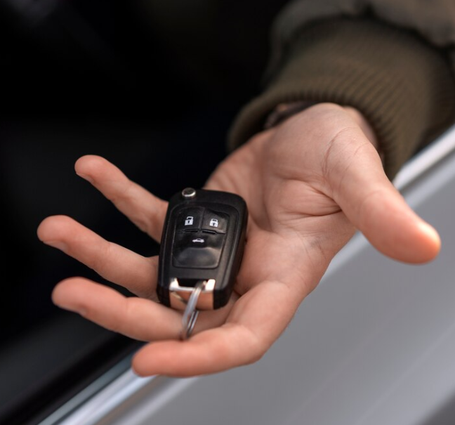 Does Insurance Cover Stolen Car If Keys Left